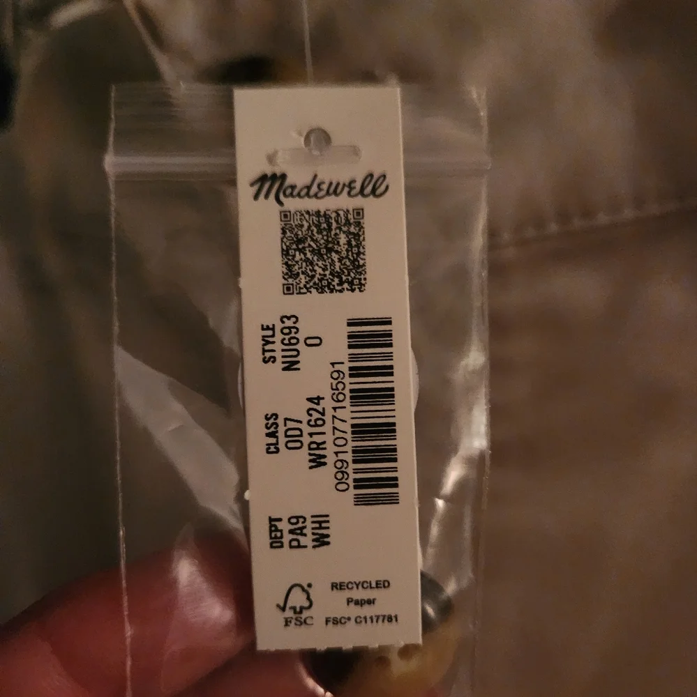 Madewell The Barrel-Leg Utility Pant in Garment-Dyed Twill - Picture 7 of 7